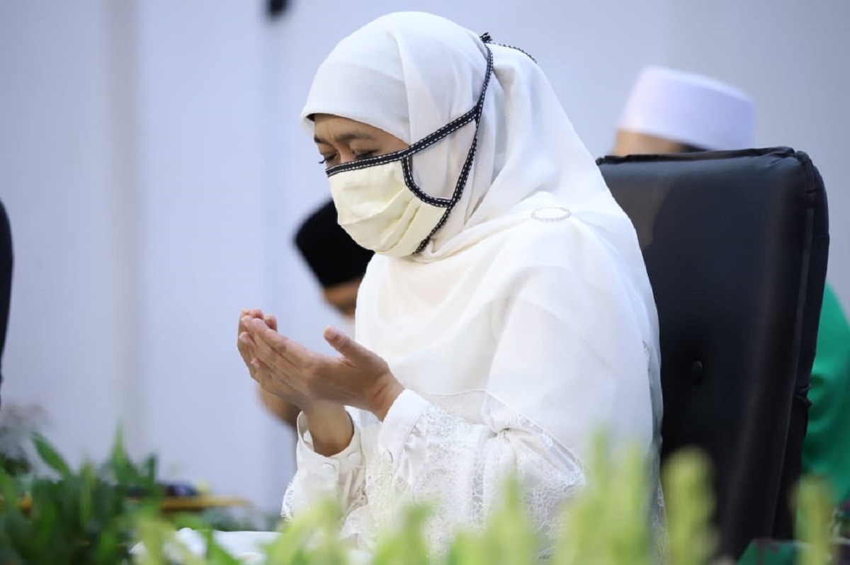 gubernur-jatim-khofifah-indar-parawansa-ucapkan-duka.jpg
