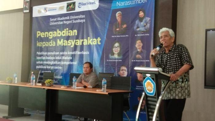guru-besar-dari-Universitas-Negeri-Surabaya-memaparkan-pentingnya-memasukkan-unsur.jpg
