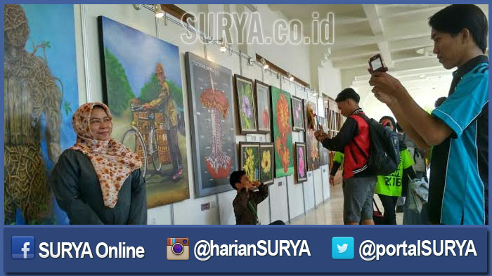 hari-pertama-pameran-tugas-akhir-smkn-12-surabaya_20160419_215450.jpg<pf>tugas-akhir-smkn-12-surabaya-2013-2016_20160419_215638.jpg
