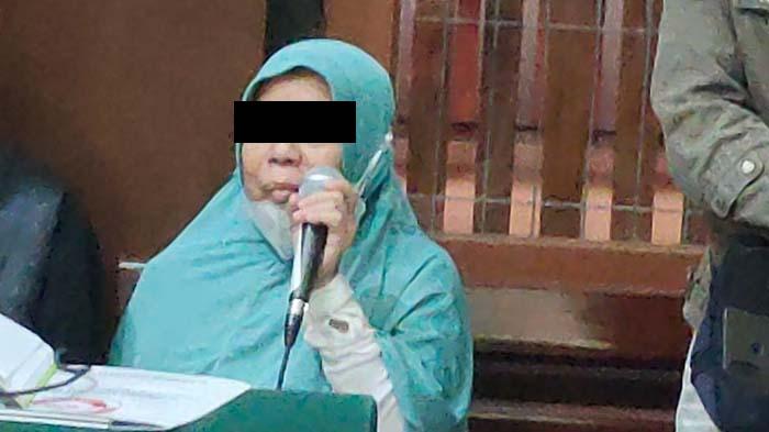 ibu-berusia-6o-tahun-di-Surabaya-jadi-terdakwa-kasus-narkoba.jpg