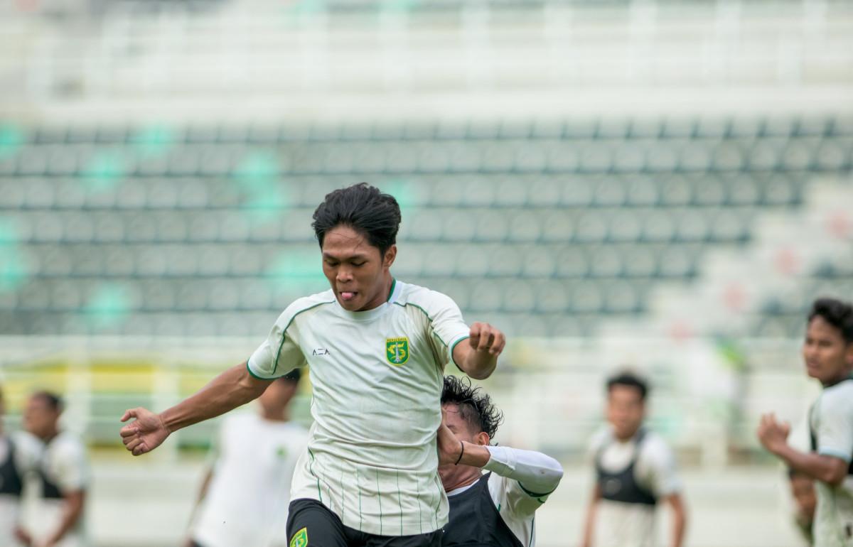 ilham-debut-di-Persebaya.jpg