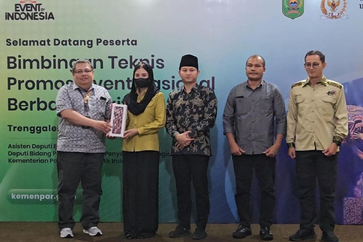 Ikuti Bimtek Dan Pelatihan, Influencer Dan Pokdarwis Diberdayakan Untuk Promosikan Wisata Trenggalek