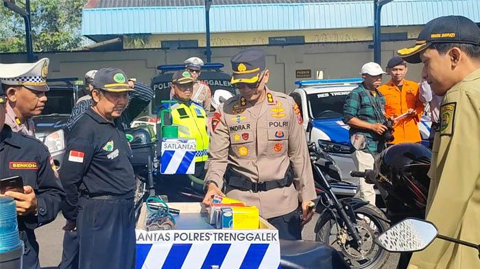 Operasi Ketupat Semeru 2025, Polres Trenggalek Sediakan Patroli Bensin dan Tambal Ban Gratis di JLS