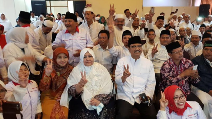 jawara-dukung-gus-ipul_20180216_185809.jpg