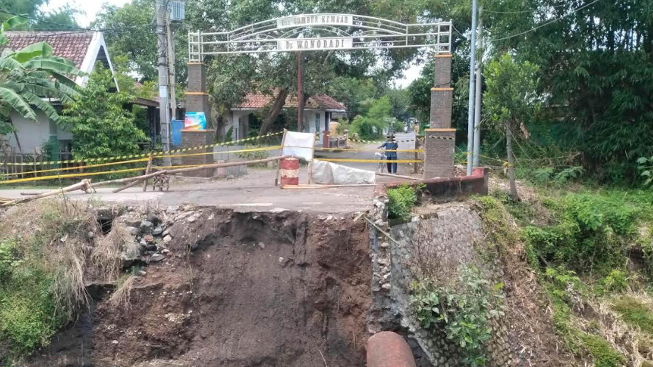 jembatan-ambrol-mojokerto-siap.jpg