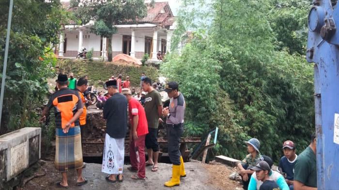 450 Warga Terisolir Akibat Jembatan Putus, BPBD Ponorogo Usulkan Pembangunan Jembatan Bordes