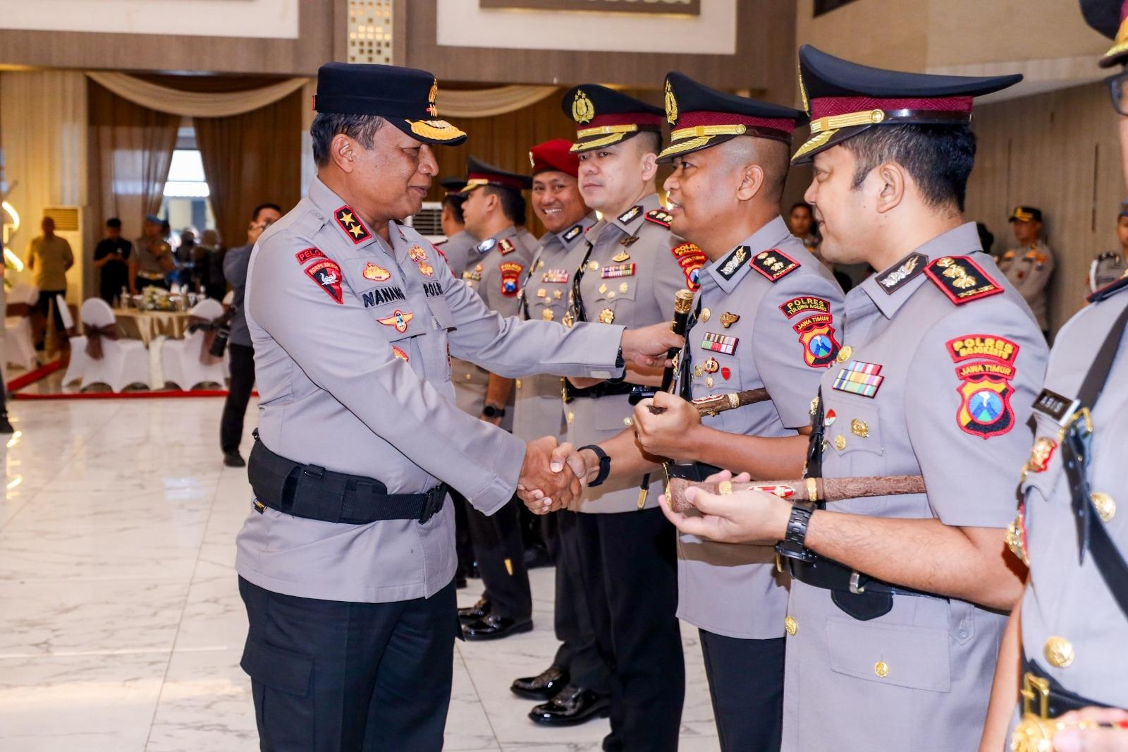 kapolres-mojokerto-akbp-Andi-Yudha-Pranata-sertijab.jpg