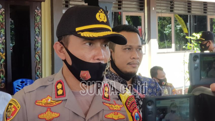 kapolres-sumenep-akbp-darman-saat.jpg