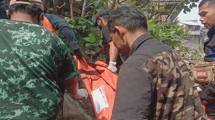 Hendak BAB di Pinggir Sungai Brantas, Warga Kota Malang Ini Malah Lihat Jasad Berhelm Mengambang