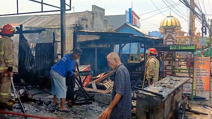 kebakaran-warung-nasi-di-Kota-Probolinggo-Jatim.jpg
