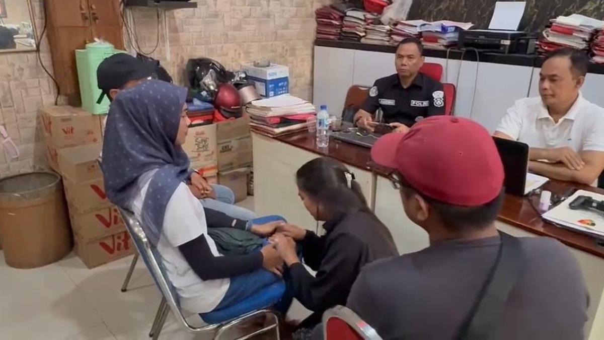 Buntut Video Viral Emak-emak Cekcok di Kota Mojokerto, Polisi Tetapkan IM Jadi Tersangka