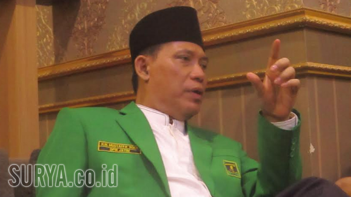 ketua-dpw-ppp-jatim-musyaffa-noer_20170414_205229.jpg