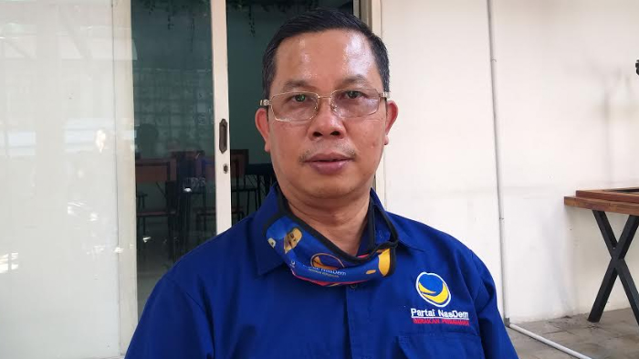 ketua-nasdem-robert-simangunsong.jpg