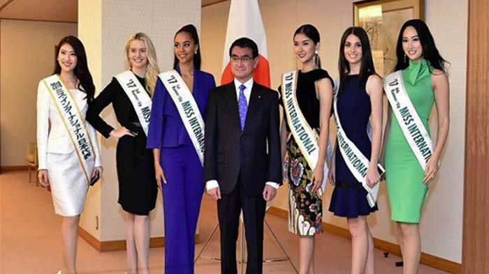 kevin-lilliana-jalankan-tugas-sebagai-miss-international-2017_20171117_170135.jpg