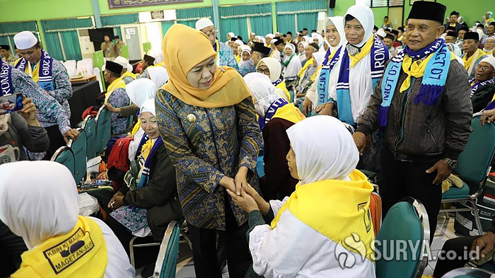 Ikut Kemendagri, Gubernur Khofifah Terapkan Aturan Pejabat Tak Boleh Pakai APBD untuk Naik Haji