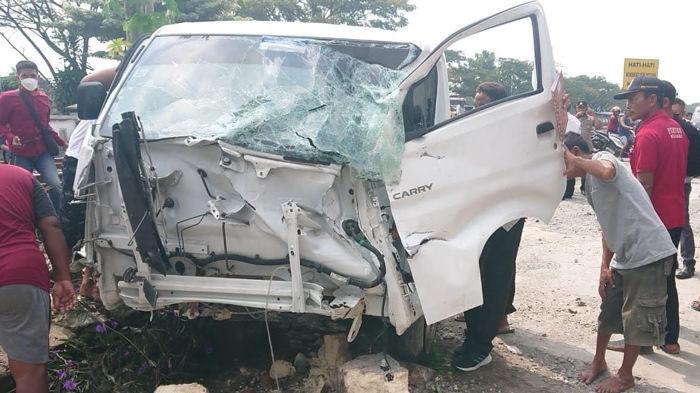 Pikap di Lamongan Diseruduk KA Argo Bromo dan Terlempar Sejauh 20 Meter, Begini Kondisi Sopirnya