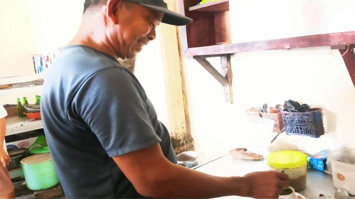 Jual Rp 500 Untuk Secangkir Kopi, Warung di Jombang Ini Ajarkan Pentingnya Jaga Silaturahim