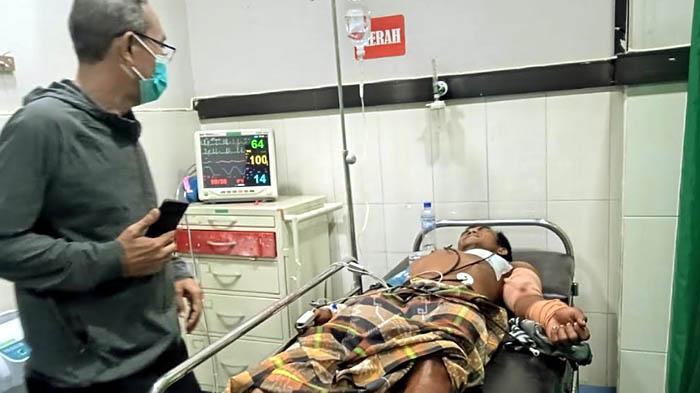 Lansia di Situbondo Tantang Tetangga Berkelahi Pakai Celurit, 4 Korban Luka Bacok