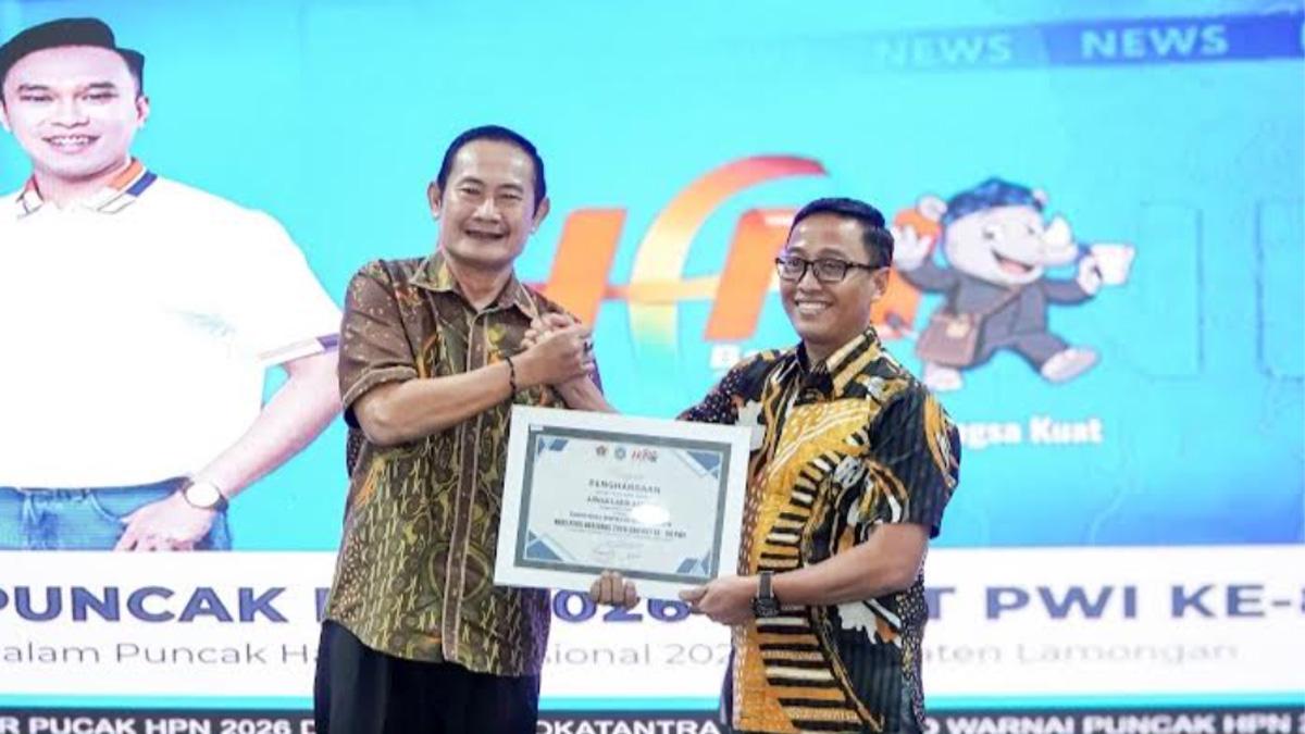 Puncak Hari Pers Nasional dan HUT PWI di Lamongan Bertabur Penghargaan