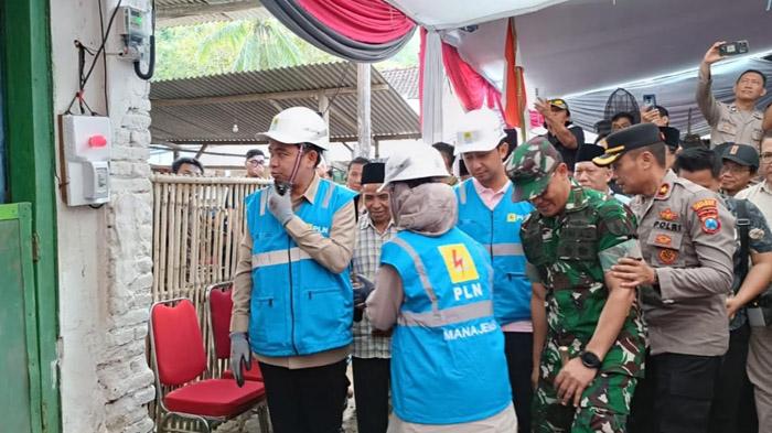 Dikepung Kegelapan Selama 7 Presiden, Warga Bandealit Jember Baru Nikmati Listrik di HUT RI Ke-80