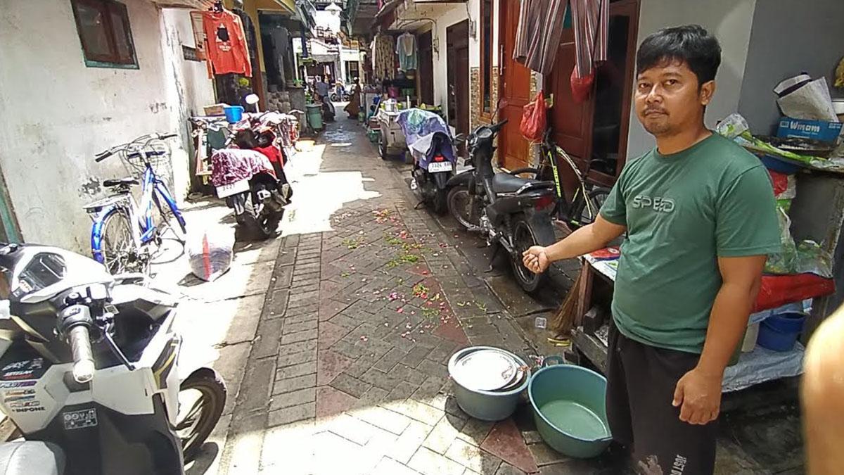 lokasi-penusukan-kakek-di-Simokerto-Surabaya-Jatim.jpg