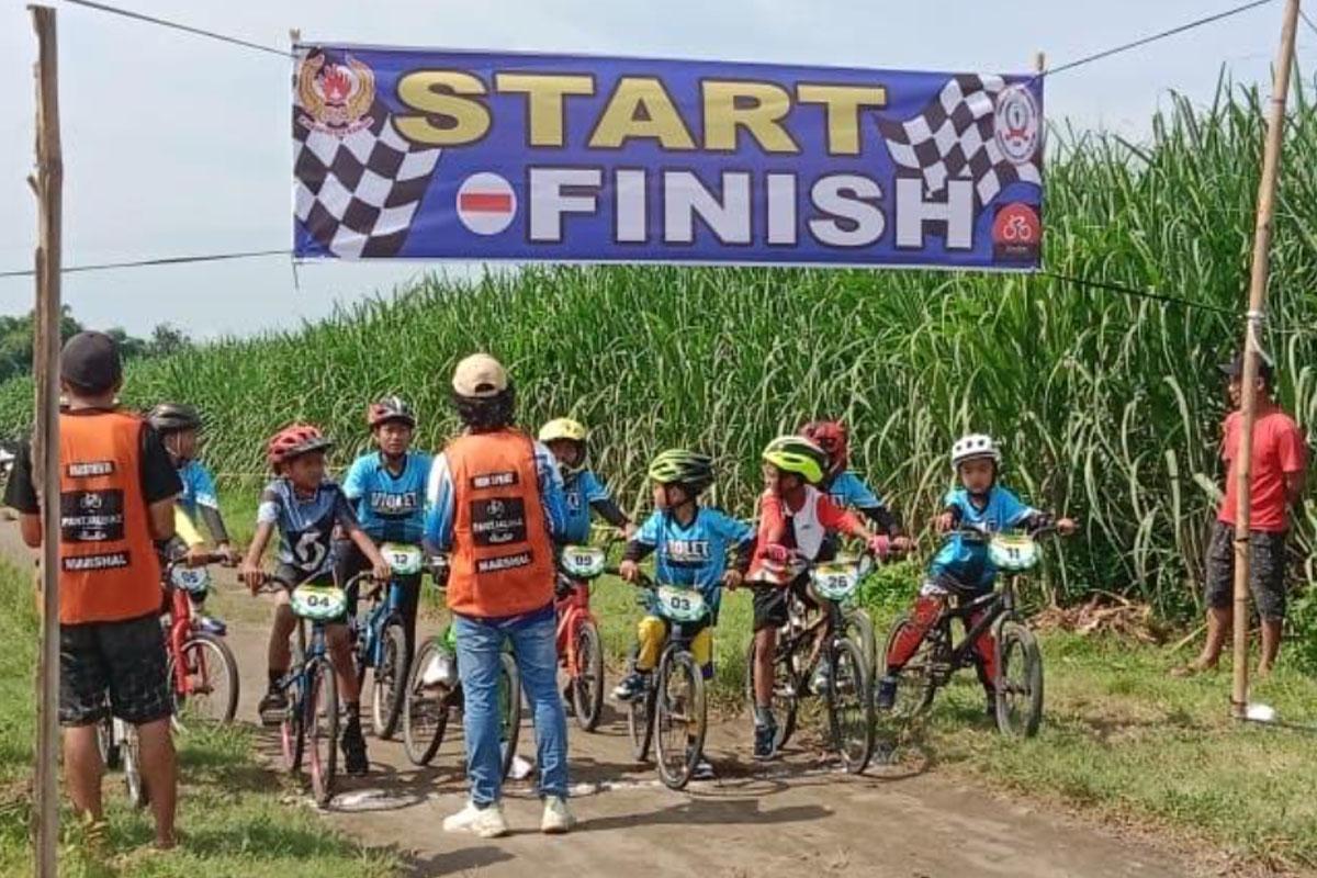 lomba-BMX-di-Kediri.jpg