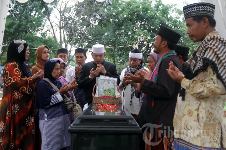 5 Tahun Ustadz Jefri Al Buchori (Uje) Wafat, Begini Keadaan Makamnya Kini, Bikin Takjub