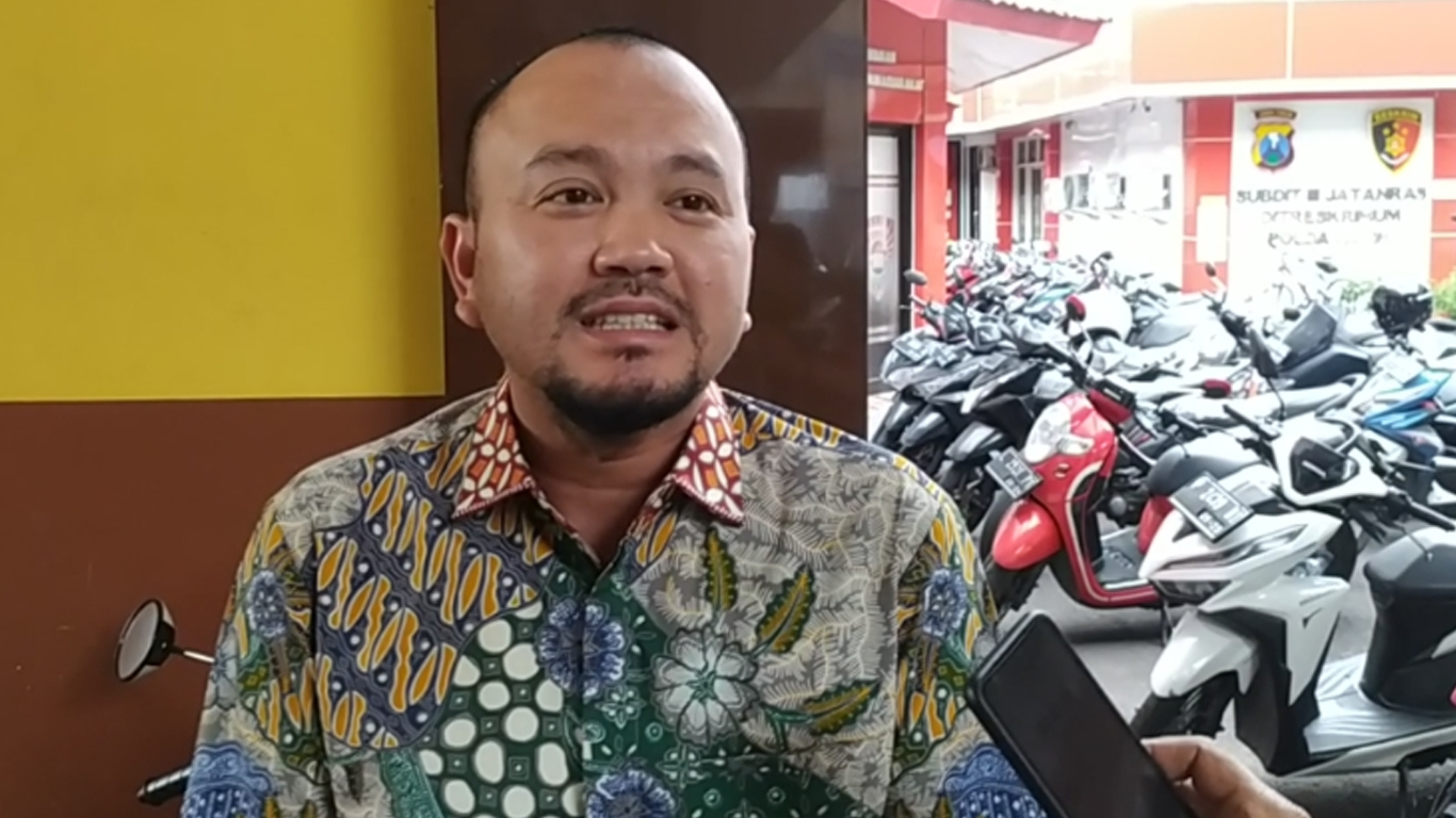 manajer-arema-fc-ali-rifki-tragedi-kanjuruhan.jpg