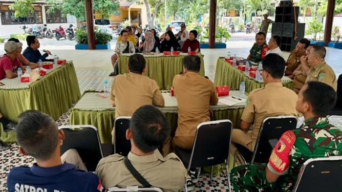 Perang Harga Daging Ayam Berakhir, Pedagang Pasar Bangil Pasuruan Sepakati Penyesuaian Per 1 Agustus