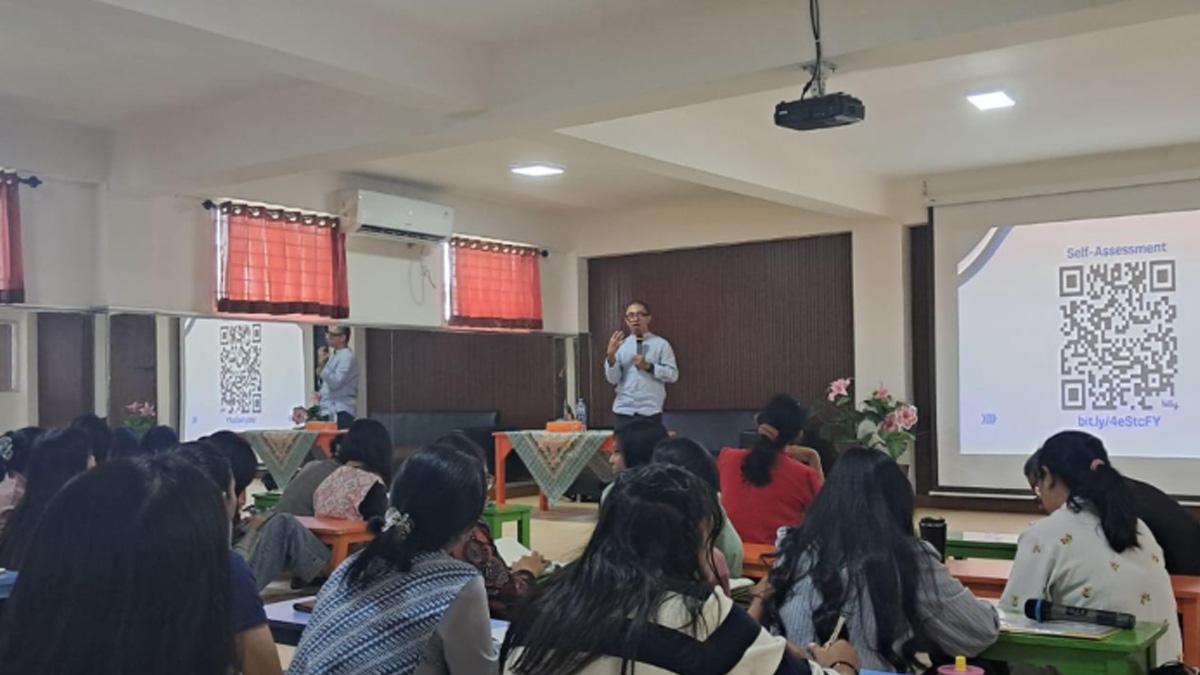 Strategi Vision School Sidoarjo Perkuat Kolaborasi Guru dan Orang Tua Siswa - Surya.co.id