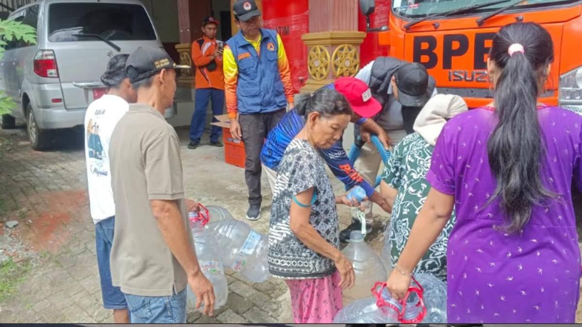 mengandalkan-bantuan-drooping-air-dari-Pemkab-Mojokerto.jpg