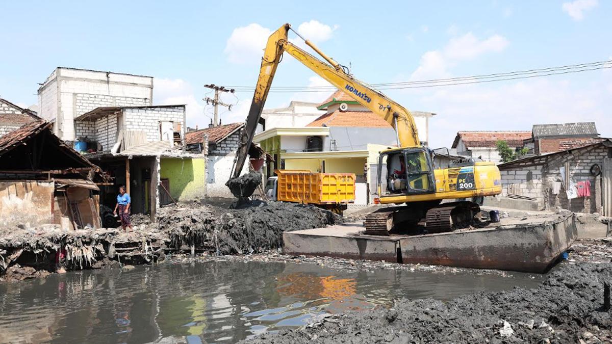 menjadi-28-meter-sesuai-ketentuan-ruang-manfaat-dan-sempadan-sungai.jpg