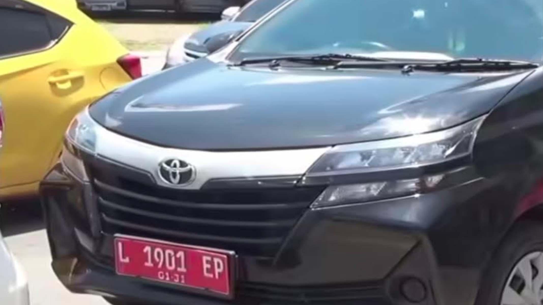 mobil-dinas-viral-lebaran.jpg
