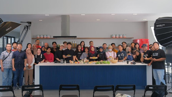 Modena Gelar Workshop bagi Komunitas Fotografi & Videografi di Surabaya untuk Asah Skill Buat Konten