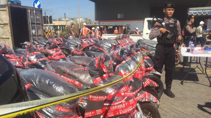 Polres Tanjung Perak Surabaya Ungkap Penyelundupan 293 Sepeda Motor ke Timor Leste