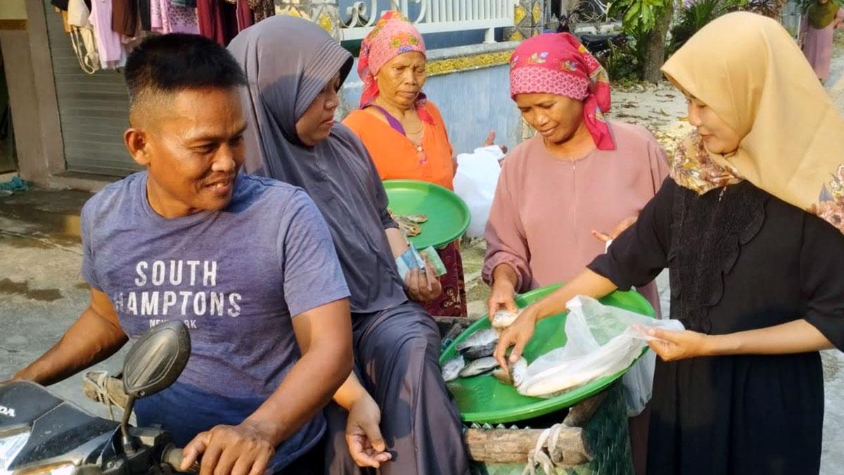mulyono-dan-wiwik-naik-haji-dari-dagang-ikan.jpg