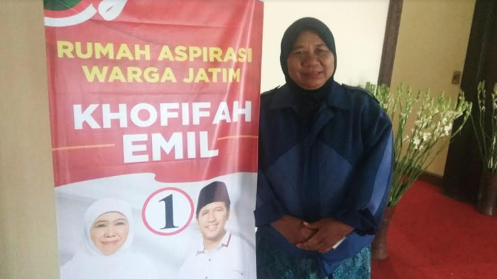 ngefans-khofifah-ajukan-diri-jadi-relawan-khofifah-emil_20180215_202902.jpg