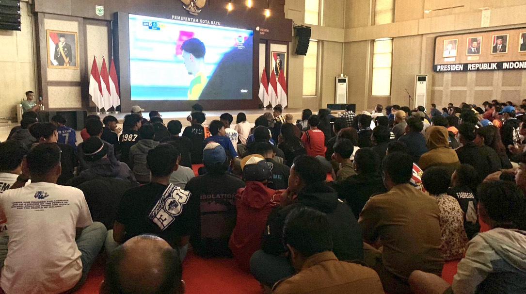 nobar-arema-di-batu.jpg