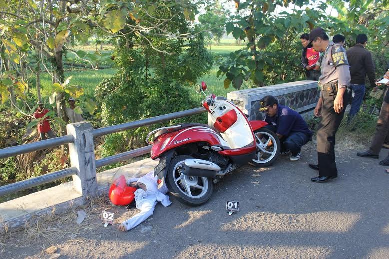 Perempuan Tewas di Jembatan Alumnus Kebidanan Jombang
