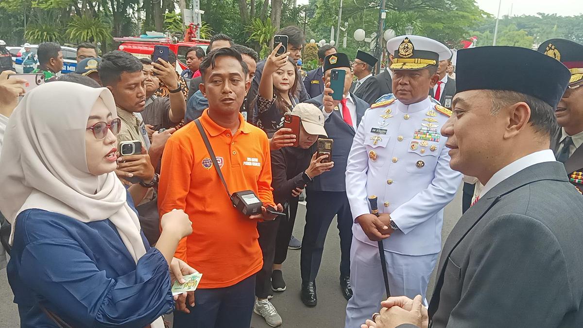 Bayar Parkir di Surabaya Pakai Kartu Tol dan 1.749 Jukir Dibekali Alat EDC