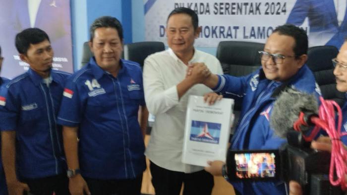 Yuhronur Efendi Daftar Bacabup Lamongan Lewat Demokrat, Partai Keempat yang Dilamar