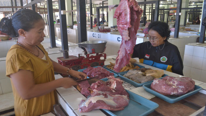 Daging Sapi Melonjak Jadi Rp 110.000 Per Kilogram
