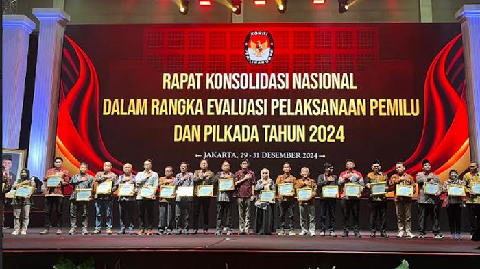 pelaksanaan-Pilkada-serentak-dan-Pemilu-2024-yang-sukses-di-Kota-Pahlawan.jpg