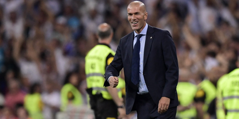 pelatih-real-madrid-zinedine-zidane1_20170817_074513.jpg