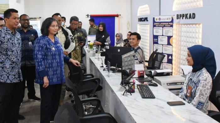 Pj Wali Kota Kediri Minta Mall Pelayanan Publik Sabtu dan Minggu Buka