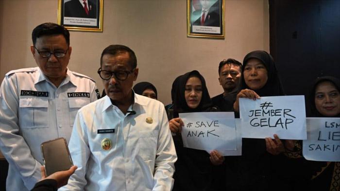 Dengar Aspirasi Aktivitas Perempuan Atas Peleburan DP3AKB, Wabup Jember Berjanji Sampaikan ke DPRD