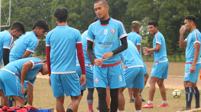 Arema FC vs Pusamania Borneo FC, Otak Atik Strategi demi Kado Istimewa, Berikut Prakiraan Pemain
