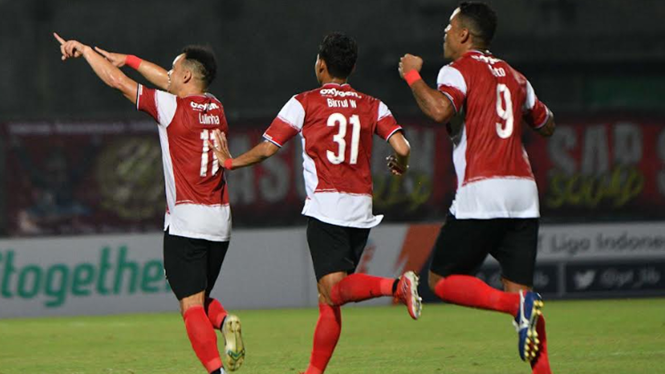 pemain-madura-united-lulinha.jpg