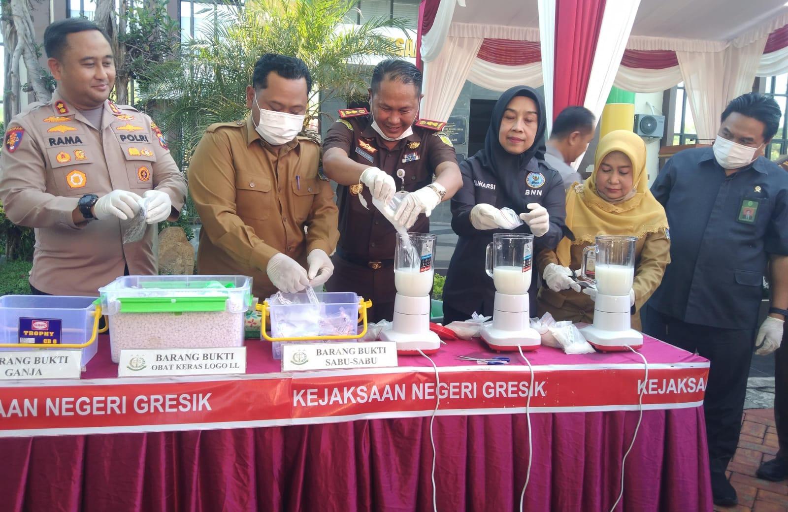 Kejari Gresik Musnahkan Barang Bukti Rp 3 Miliar, Kasus Narkoba Paling Dominan
