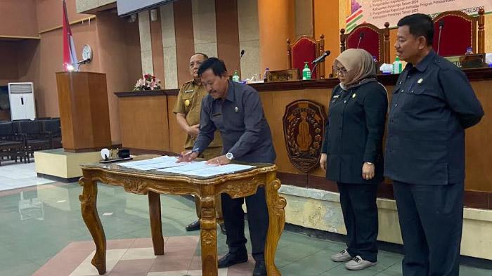 pengesahan-APBD-2025-Ponorogo.jpg